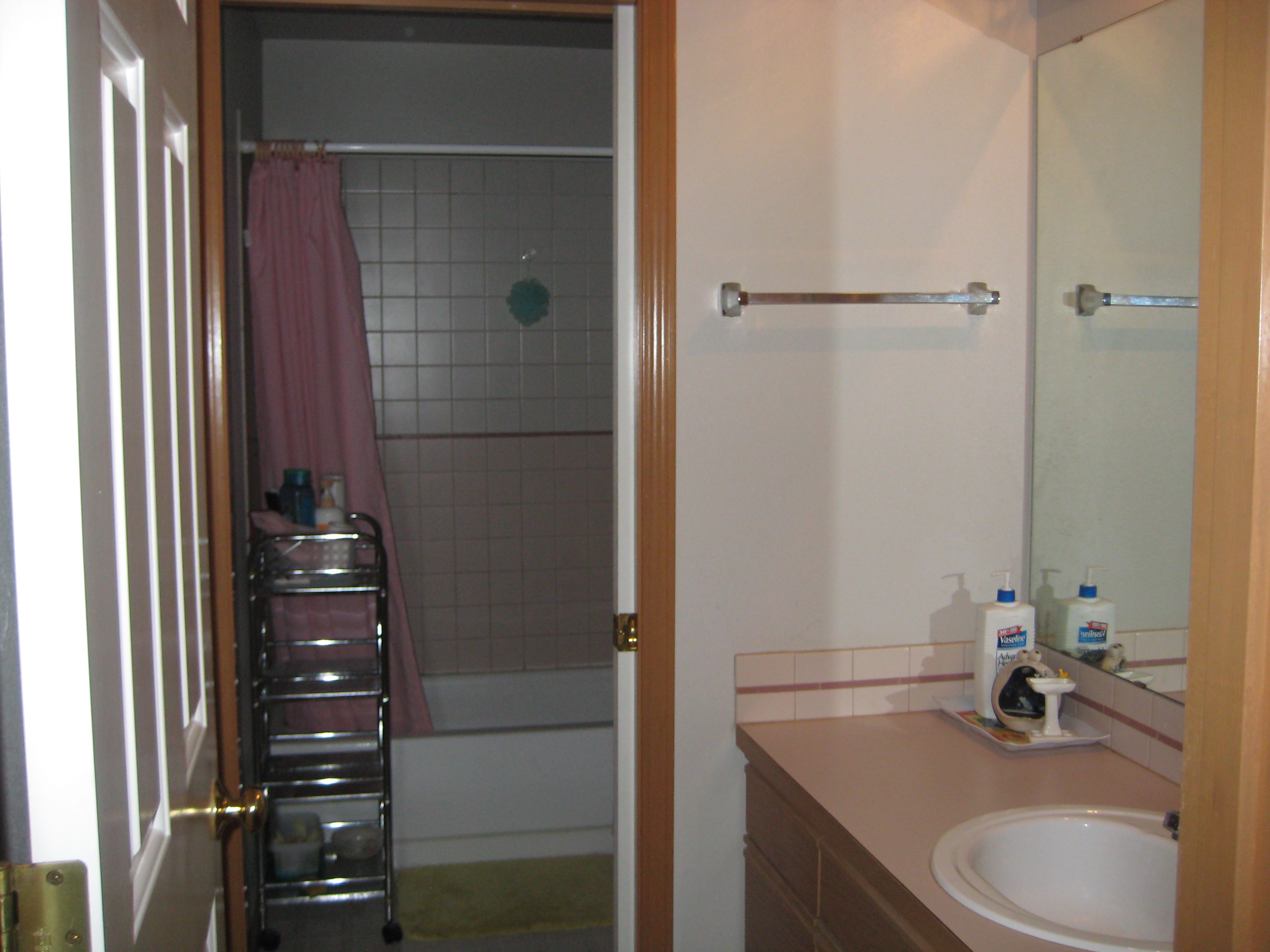 12506_3rdbathroom.jpg