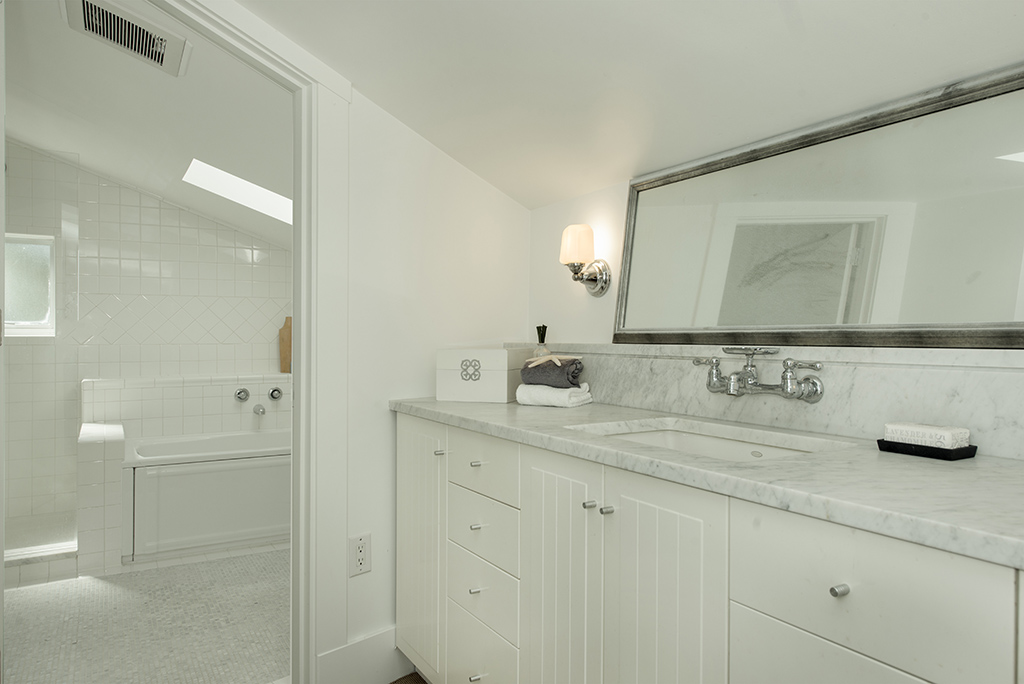 master bathroom 1.jpg